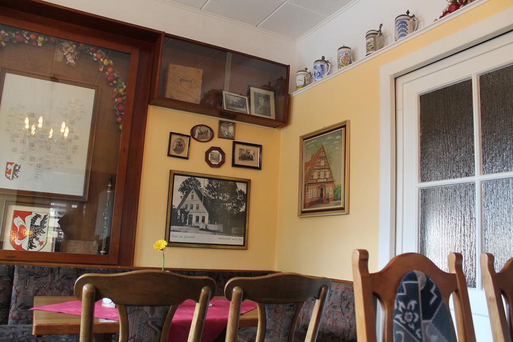 Gasthaus Zur Alten Eiche Hamburg-Harburg Buitenkant foto